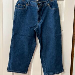 👖👖Women Within Capri Stretch Blue Jeans 👖👖